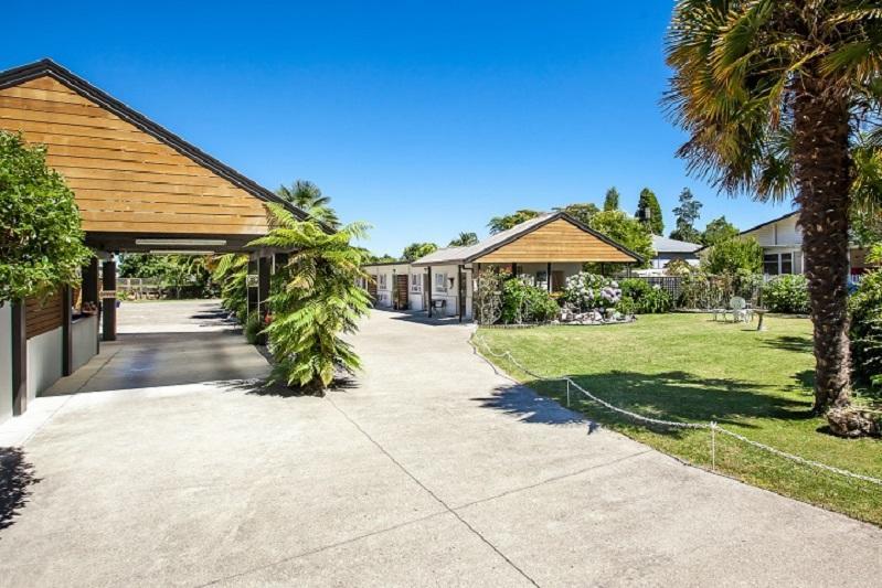 Amber Court Motel ファカタネ エクステリア 写真