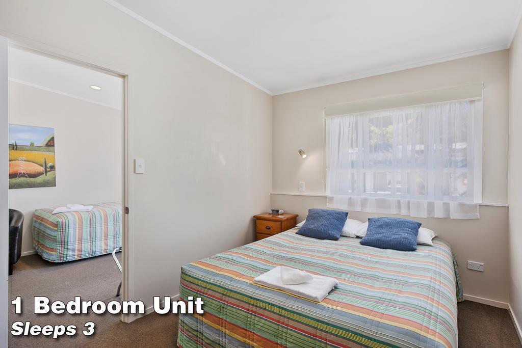 Amber Court Motel ファカタネ エクステリア 写真