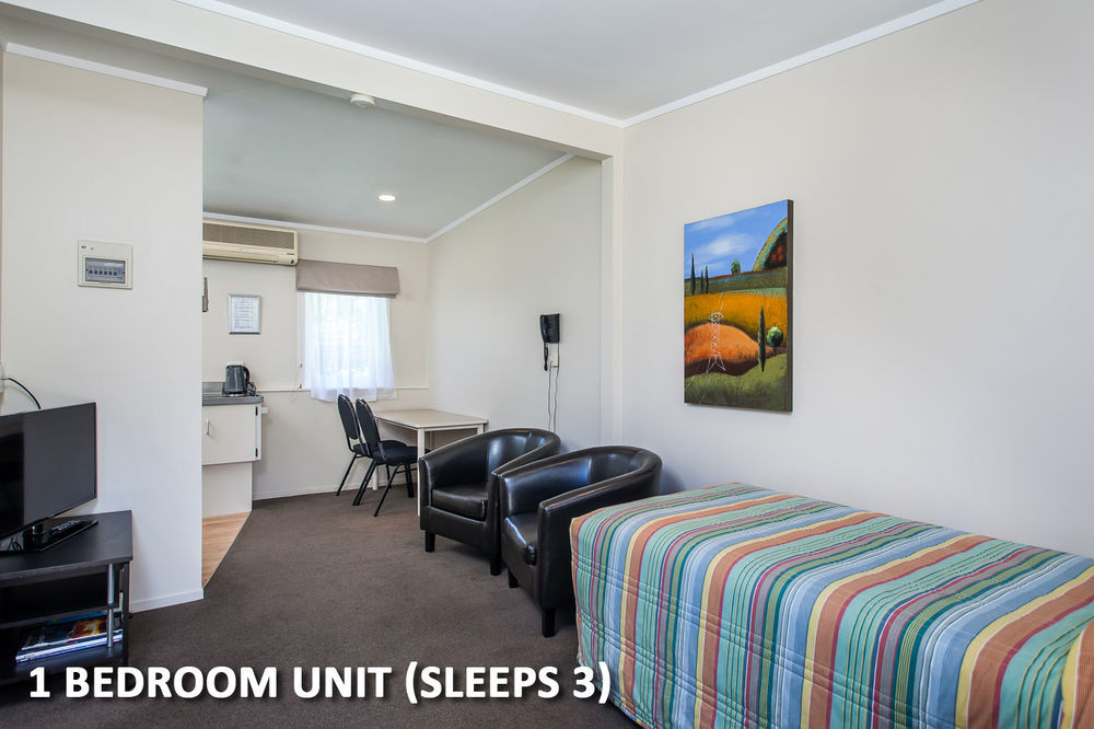 Amber Court Motel ファカタネ エクステリア 写真