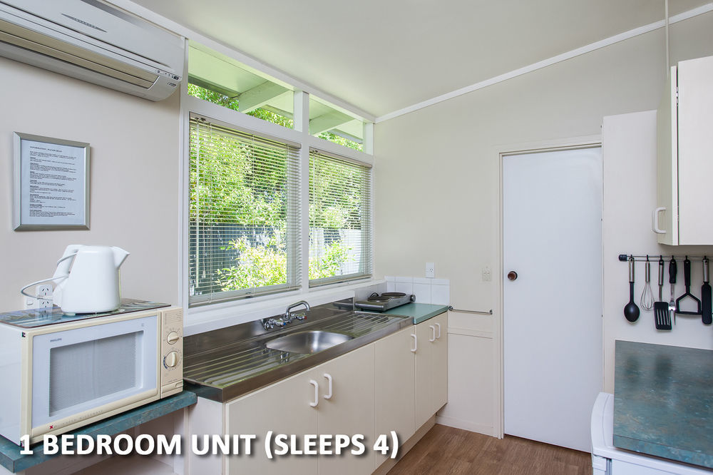 Amber Court Motel ファカタネ エクステリア 写真